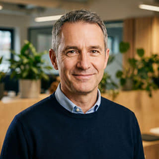 Afbeelding van het profiel van James Mitchell, aangeduid als Chief Executive Officer bij Meerbaat Ventures